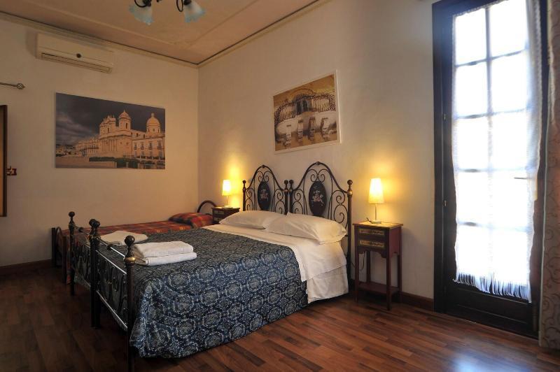 Il Giardino Di Pietra Bed and Breakfast Noto Eksteriør billede