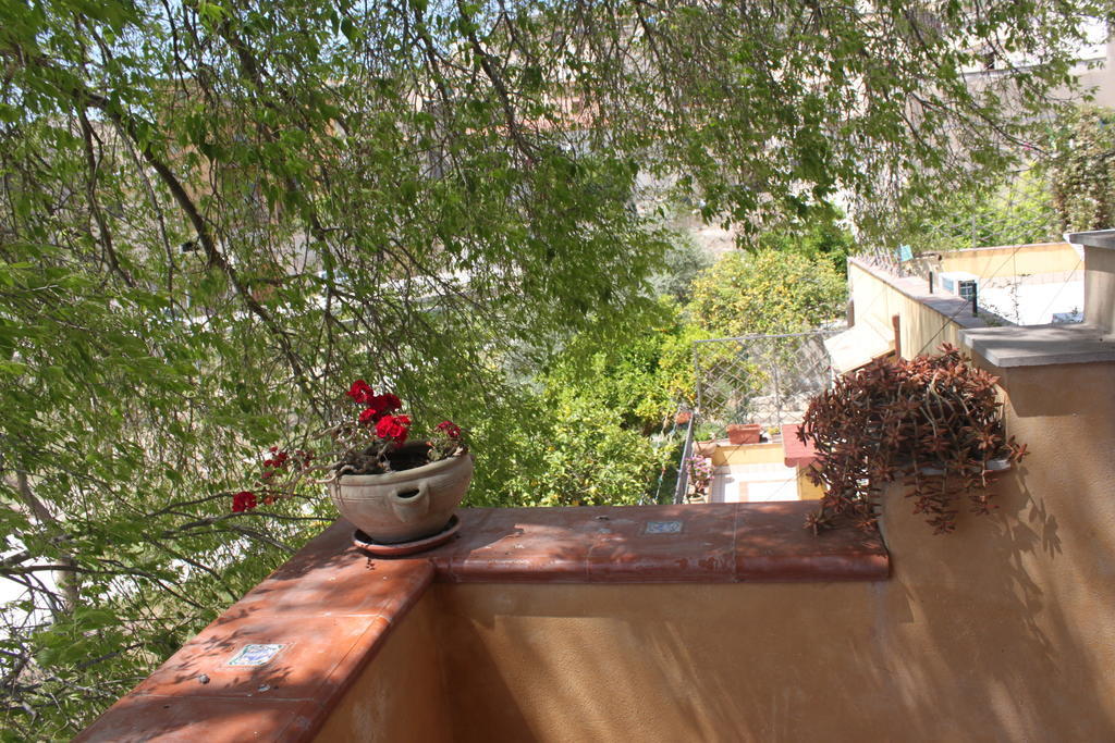 Il Giardino Di Pietra Bed and Breakfast Noto Værelse billede