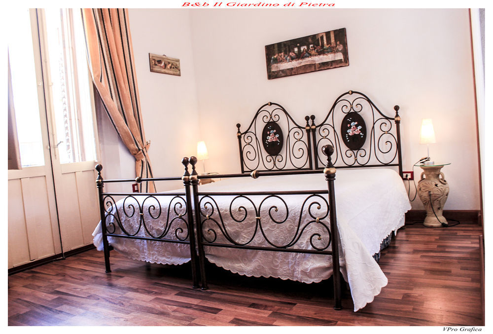 Il Giardino Di Pietra Bed and Breakfast Noto Eksteriør billede